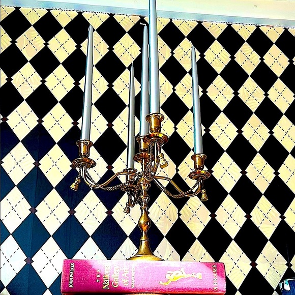 Vintage Luxury Brass Candelabra – Timeless Elegance - Picture 12 of 12